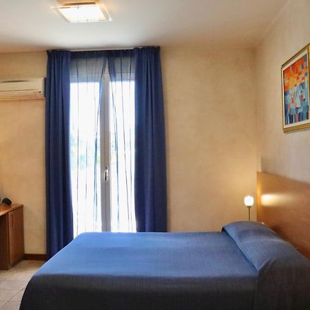 Acqua Di Mare Bed & Breakfast Bordighera Dış mekan fotoğraf